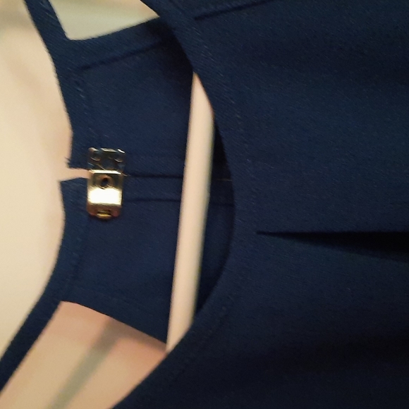 H&M Tank - Size 6 - 98% Polyester - 2% Spandex - Gently Used - Picture 3 of 5